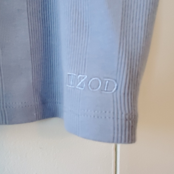 🆕  NWT lovely Izod ladies stretch shirt 🌸 - Picture 2 of 6